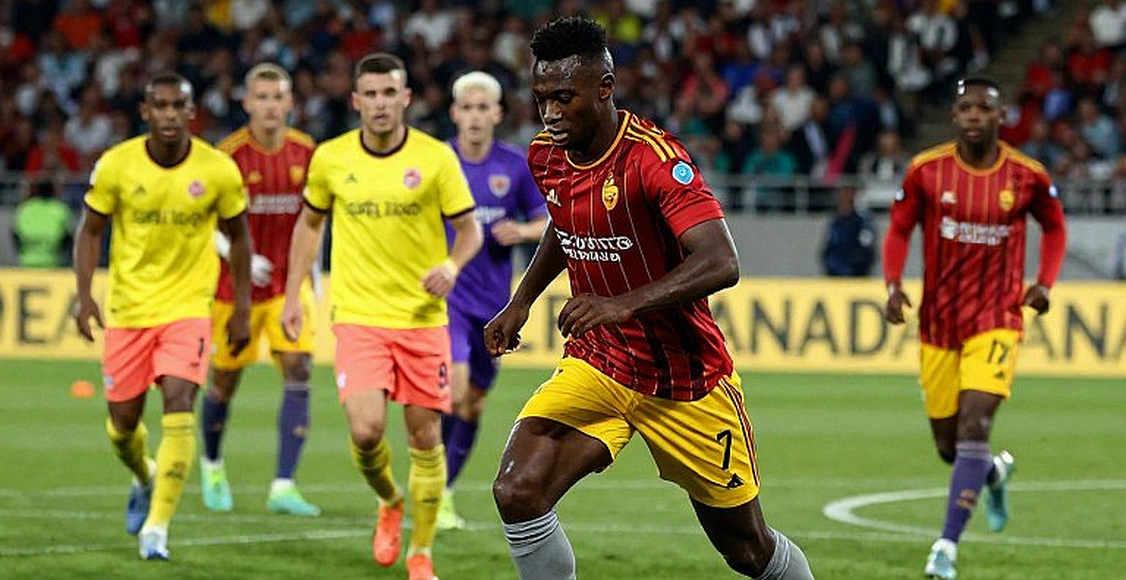 FIFA vs UEFA: Vụ FFE 4,2 tỷ USD sụp đổ và bài học quản trị cho bóng đá Việt Nam FIFA vs UEFA: Vụ FFE 4,2 tỷ USD sụp đổ và bài học quản trị cho bóng đá Việt Nam