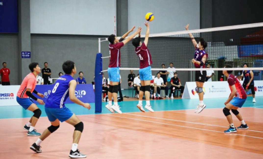 Libero 14 tuổi Quách Thị Hoài An và cú đập của Jess Mruzik: bài toán thể chất của giải bóng chuyền nữ Việt Nam