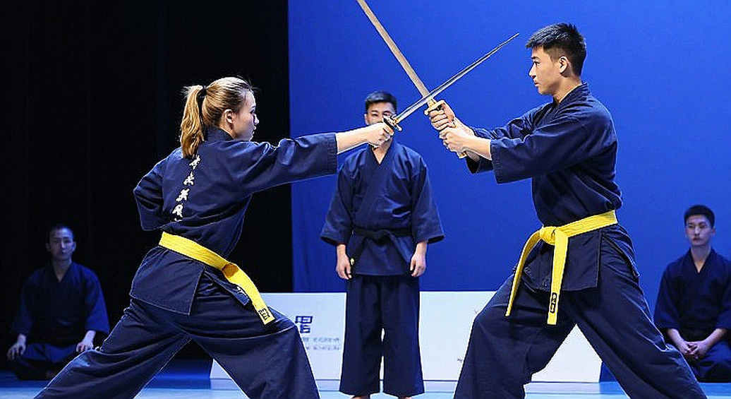 Trần Thị Cẩm Tú và tỷ số 0-6: huy chương bạc mở ra bài toán hạng cân