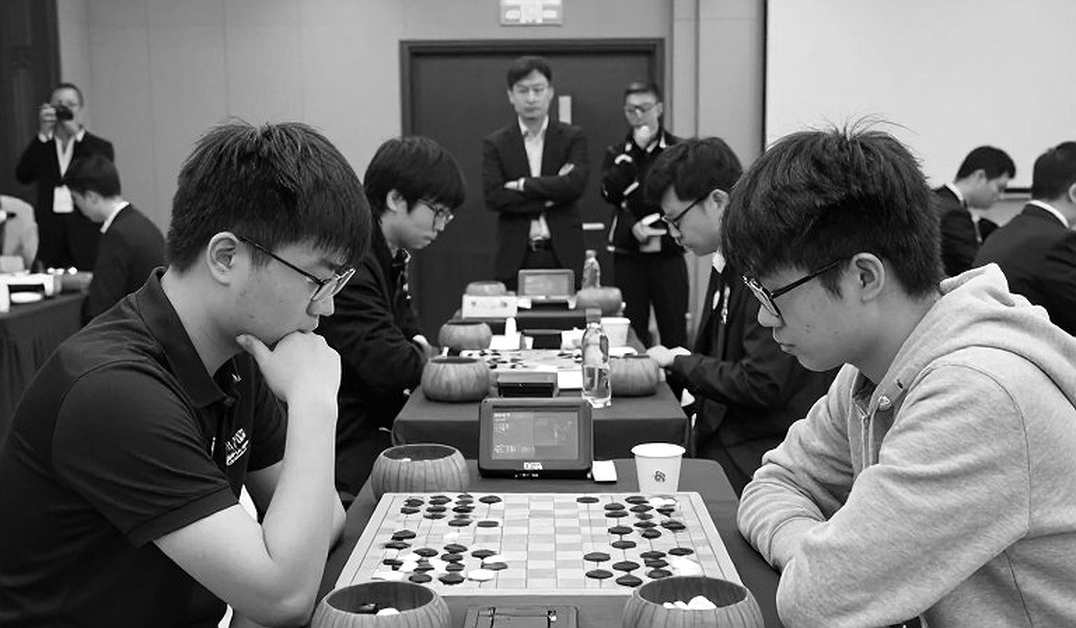 Giải Cờ Vua Toàn Cầu 2026: Carlsen Trở Lại, Nhưng Lịch Thi Đấu Dày Đặc Là Mối Lo Lớn