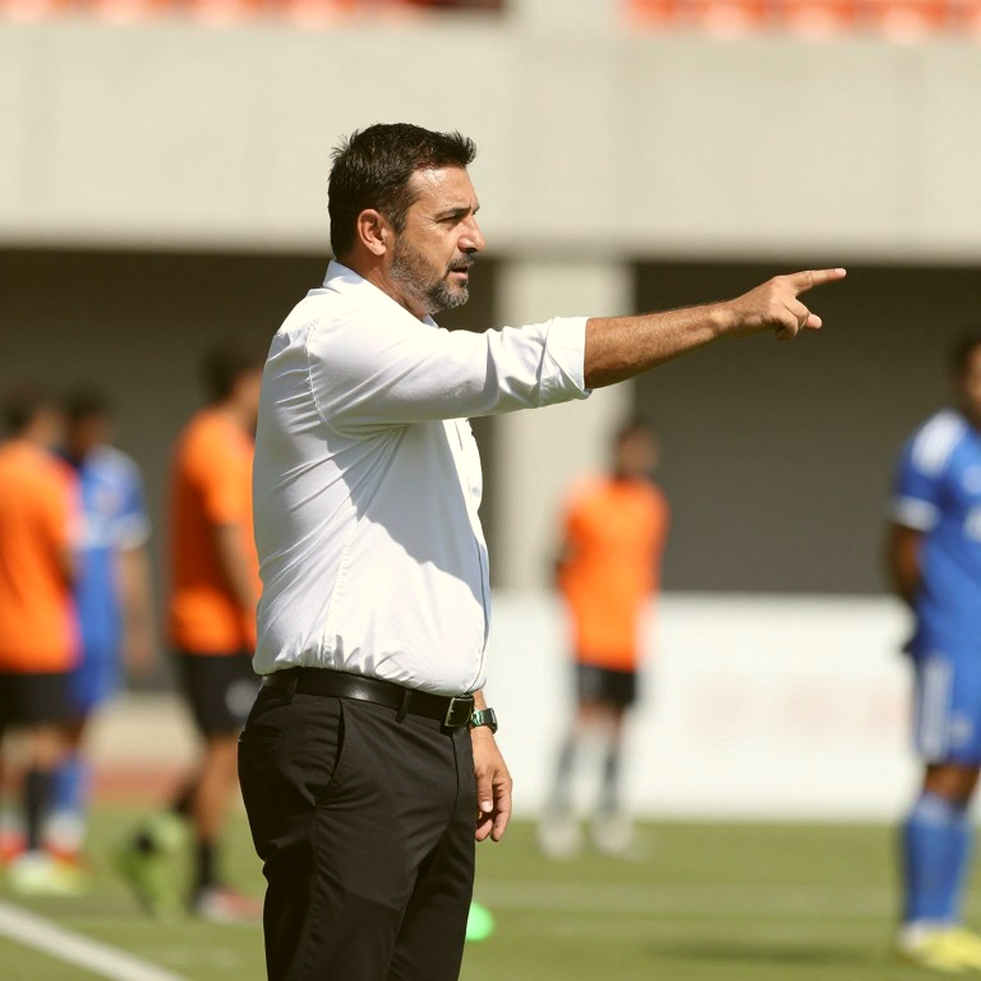 Hà Nội FC thua SLNA 1-4: Hai bàn từ cánh không phải tai nạn, đó là lỗi cấu trúc Hà Nội FC thua SLNA 1-4: Hai bàn từ cánh không phải tai nạn, đó là lỗi cấu trúc