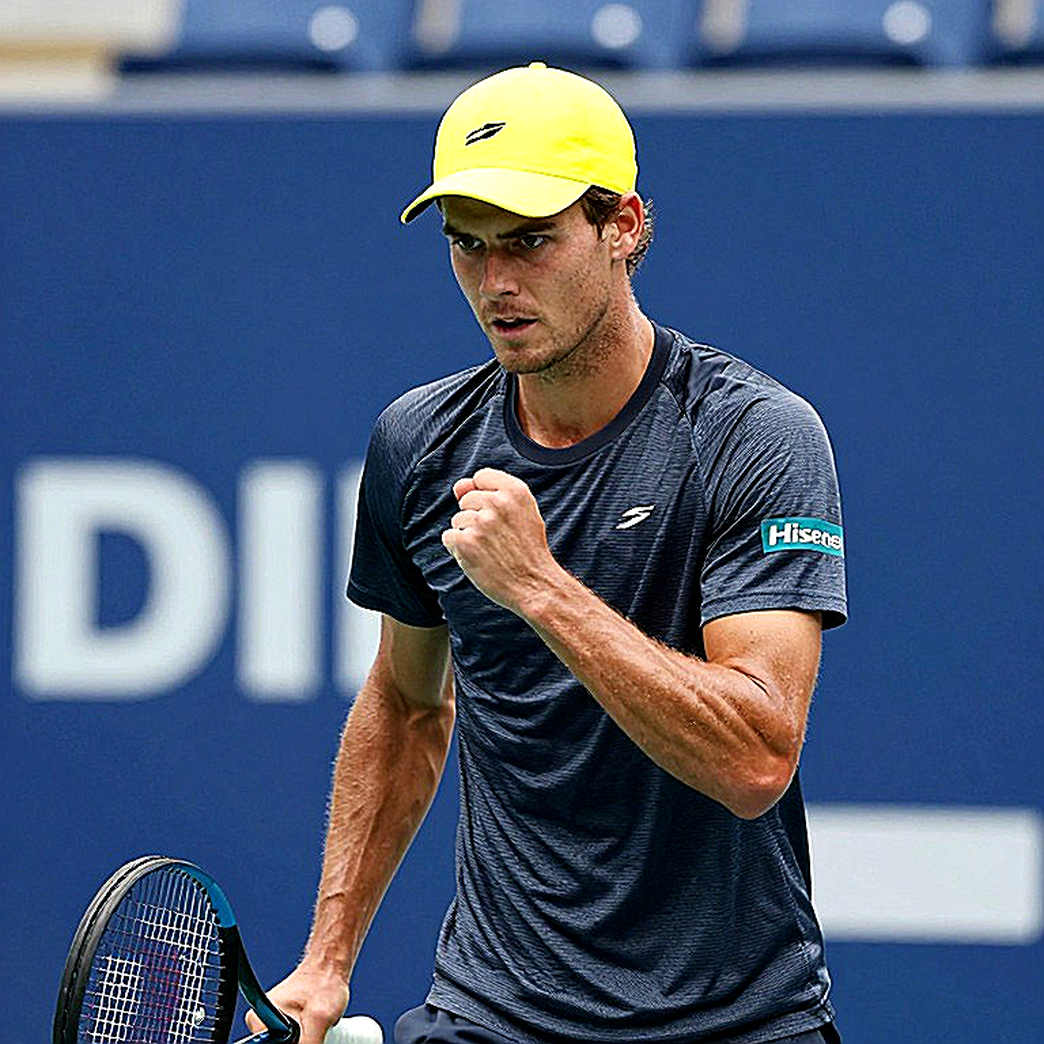 Alcaraz tái xuất US Open: Chiến thắng 18/21 game cuối và bài toán cổ tay chưa có lời giải